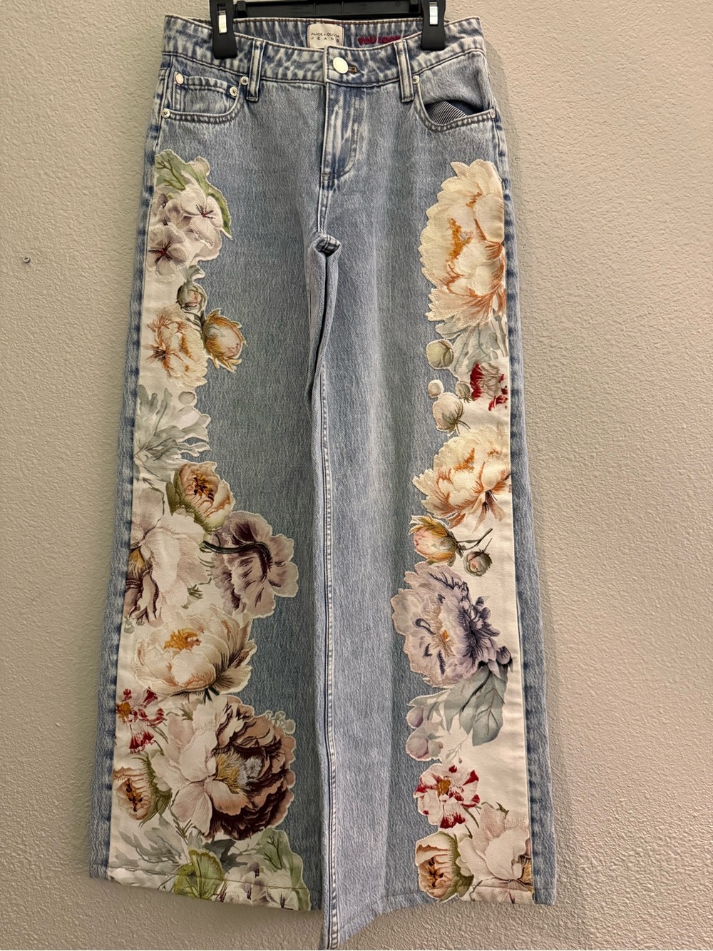 Alice & Olivia AMAZING JEAN -SIERRA VINTAGE/MULTI - Picture 7 of 11